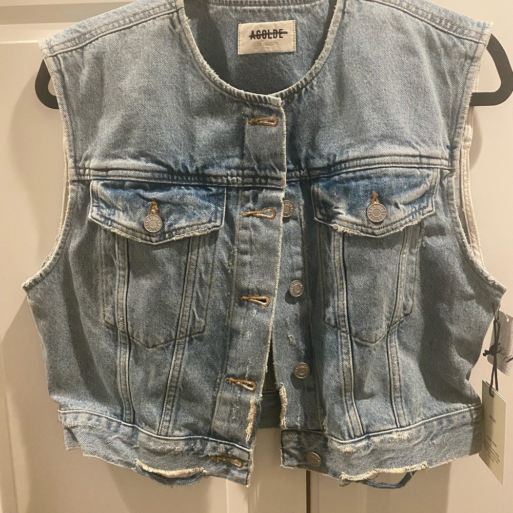 Agolde Leo Vest in Fray